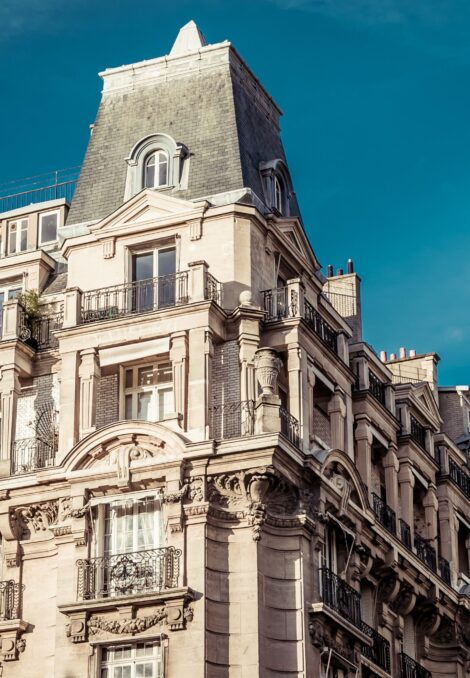 A low angle shot of a beautiful historical architectural structure in Paris, France